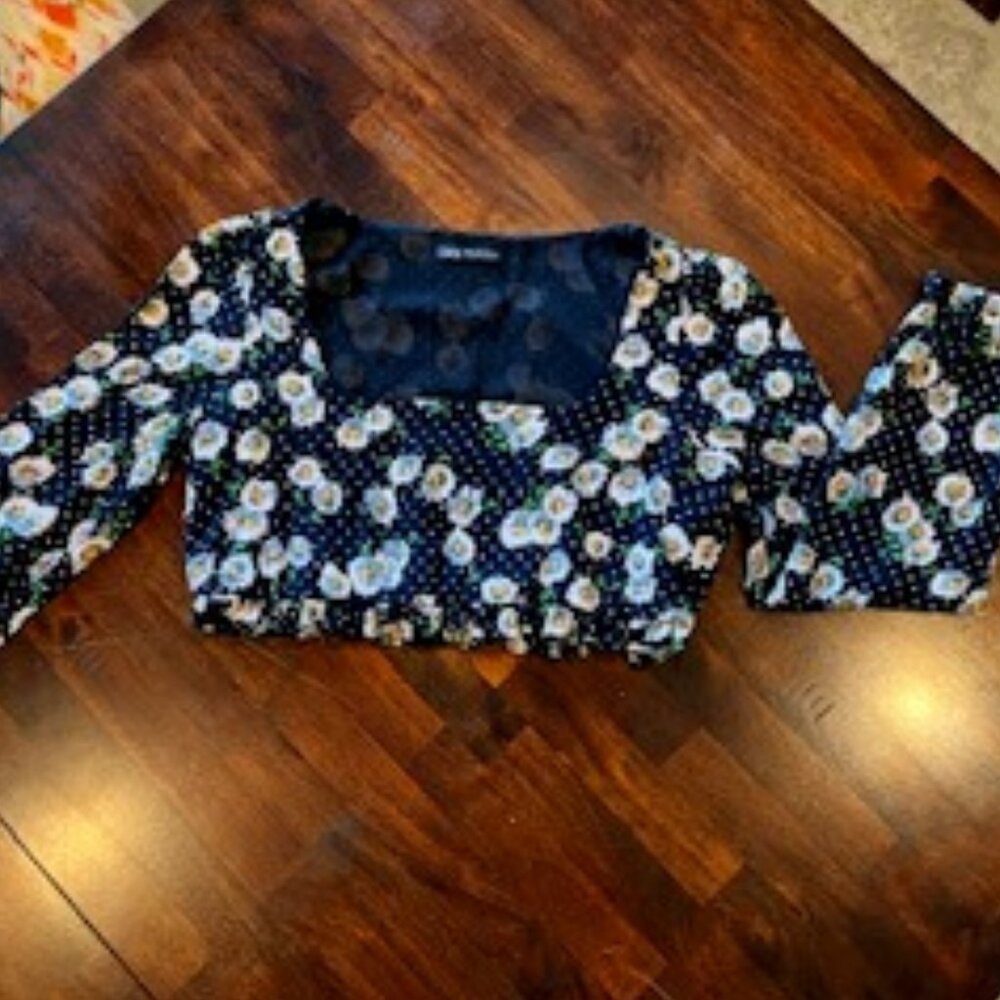 Zara Floral Long Sleeve Lined Crop Top Size L "Taller"